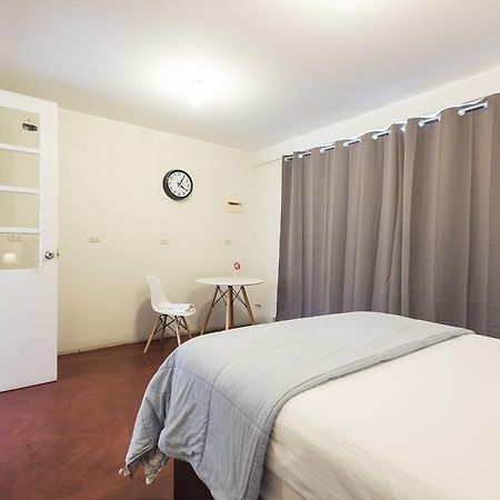 Inkahuset Airport Apartment Lima Bagian luar foto