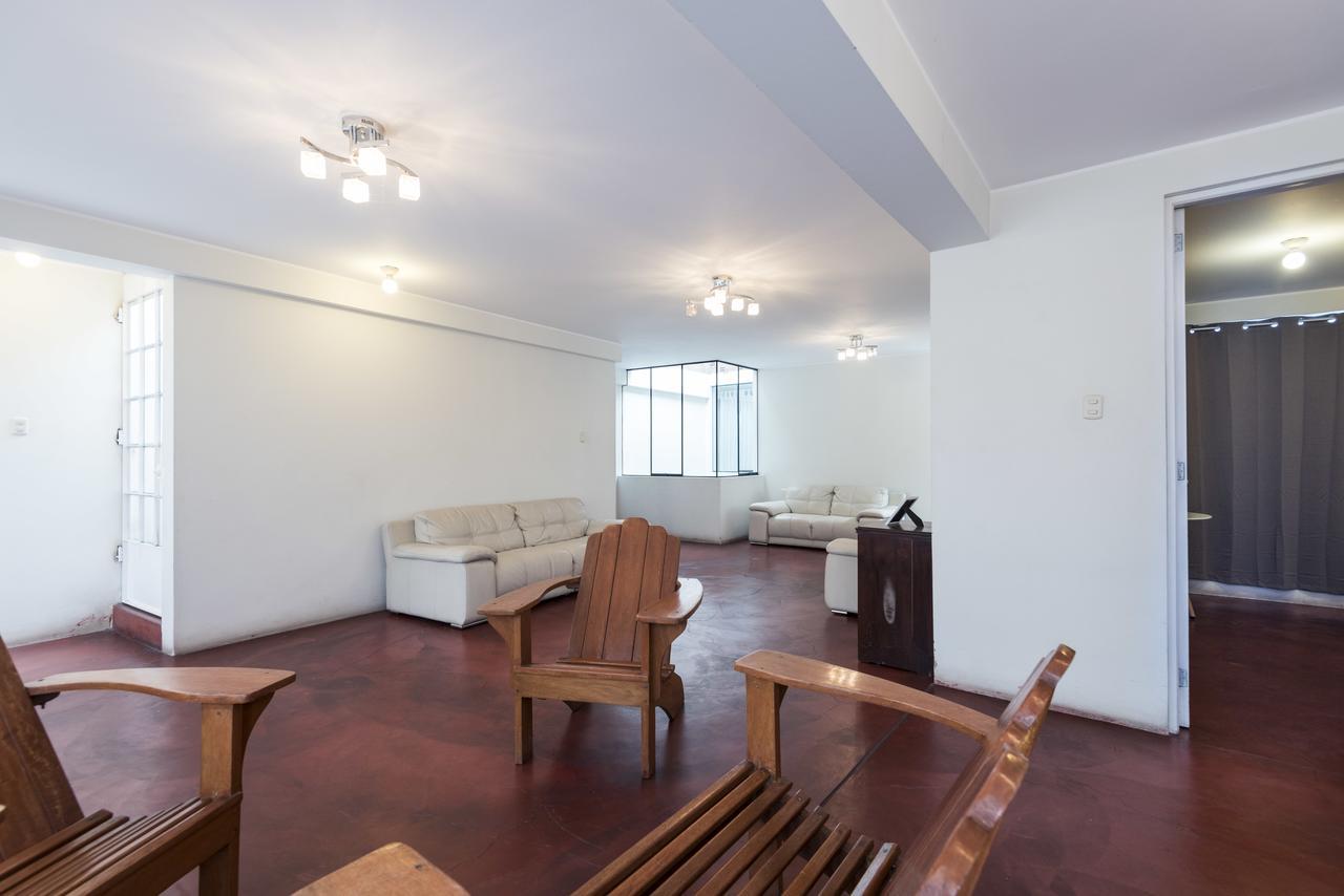 Inkahuset Airport Apartment Lima Bagian luar foto